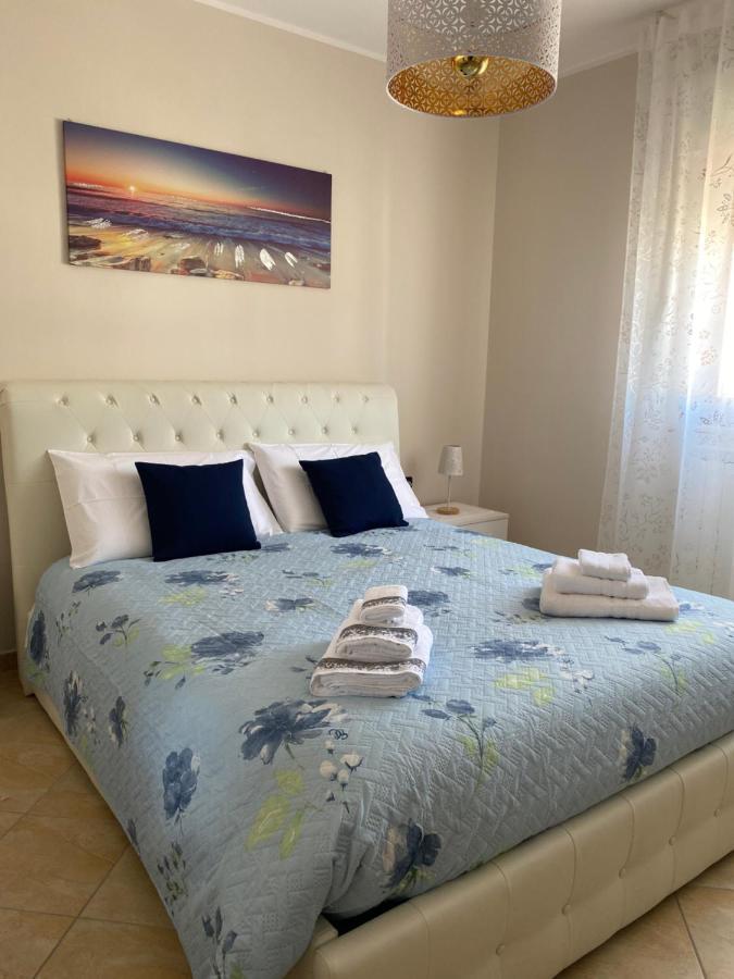 Come a Casa B&B Citta Sant'Angelo Exterior foto